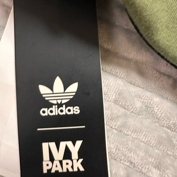 ADIDAS x IVY PARK Wild Pine Green Cropped Long Sleeve Size Plus Size NWT - Picture 9 of 16